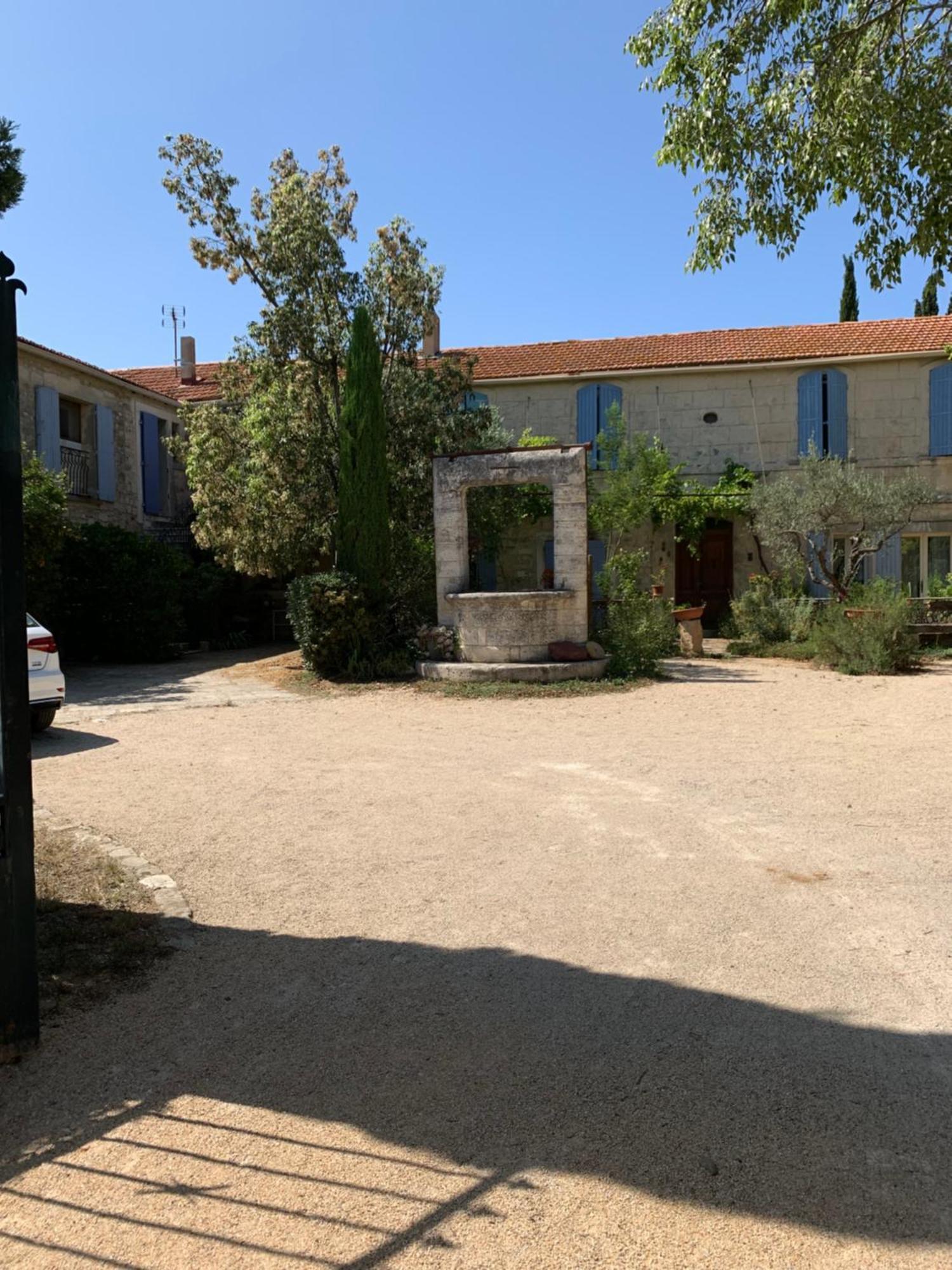 Mas D'Artaud Apartment Arles Bagian luar foto